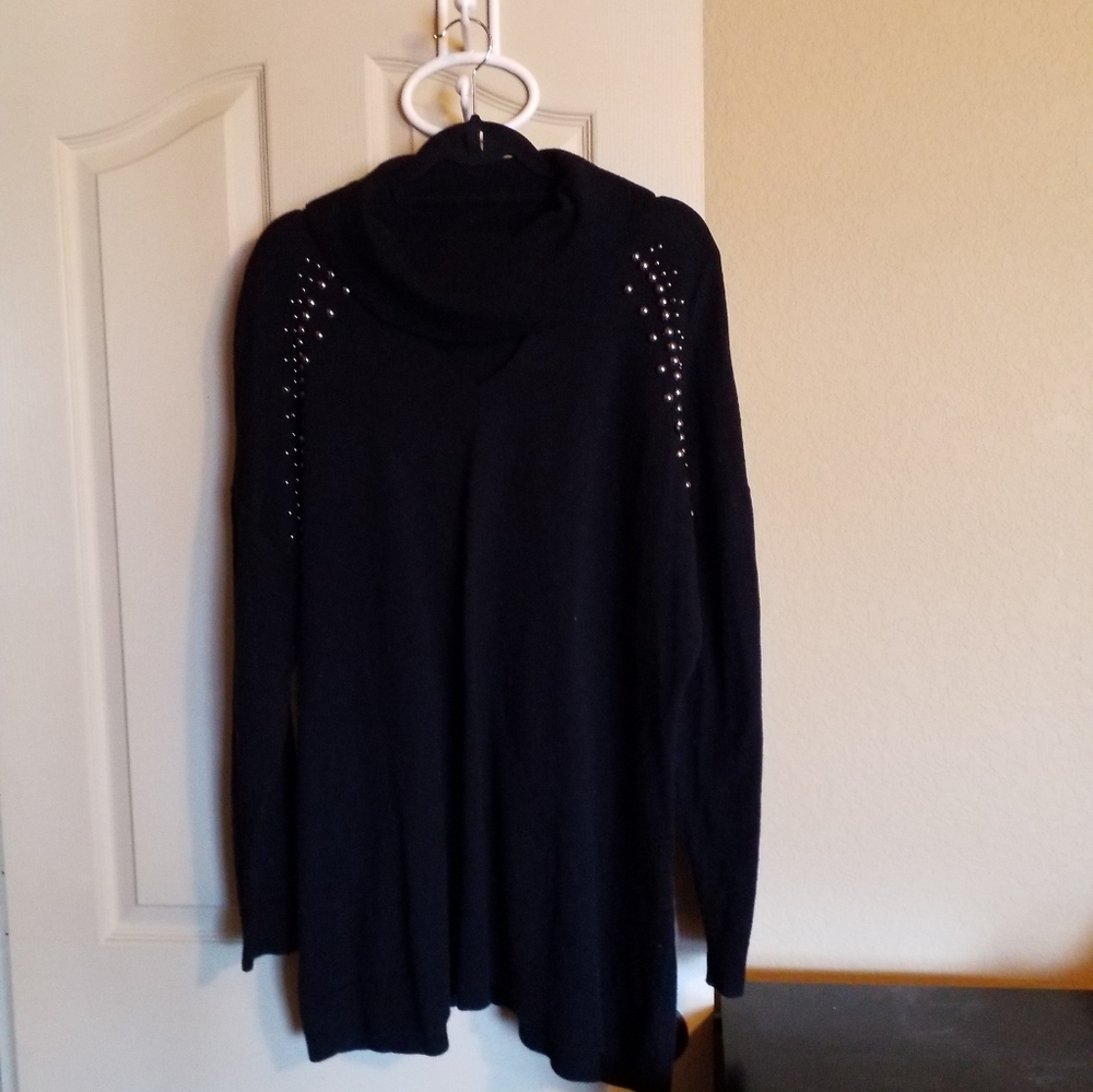 🦩Lane Bryant 22/24 Studded Sweater🦩